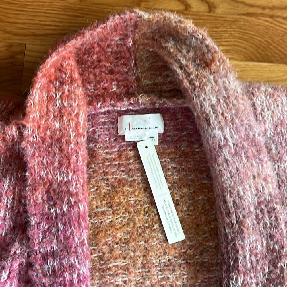 Anthropologie Ombré Knit Duster Blush Pink Sunset Fuzzy Warm One Size NWT - Picture 9 of 14